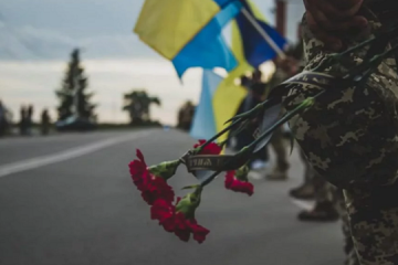 Los cuerpos de 83 defensores caídos traídos de vuelta a Ucrania