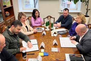 Ukraine's ombudsman signs memorandum with Danish Refugee Council