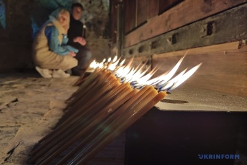Honran en Kyiv la memoria de los niños que murieron debido a la agresión rusa