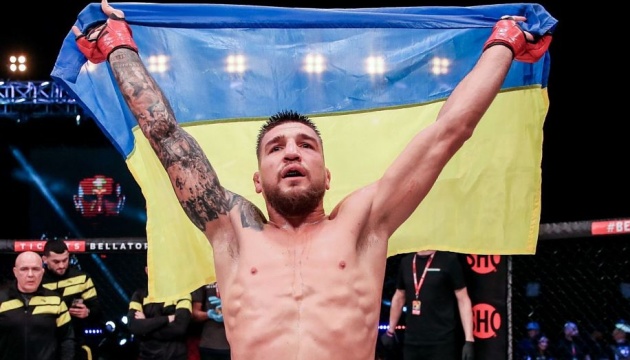 Амосов піднявся у загальному рейтингу MMA Bellator
