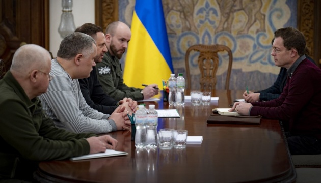 Zelensky’s office chief meets with NATO assistant secretary general