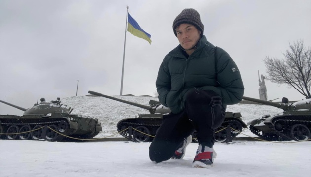 Американський блогер Пол Барбс зняв відео про Львів та Київ
