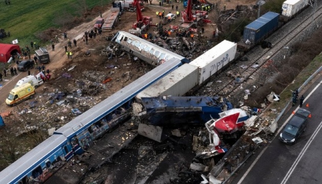 Кількість жертв аварії потягів у Греції зросла до 46