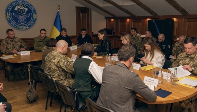 Support for families of POWs discussed at Coordination Headquarters meeting