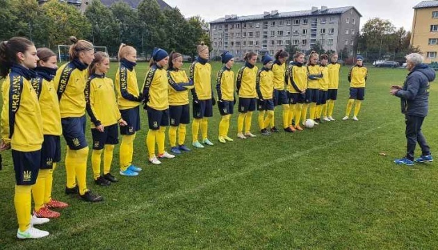 Дівоча збірна України з футболу WU17 стартує у другому раунді відбору Євро