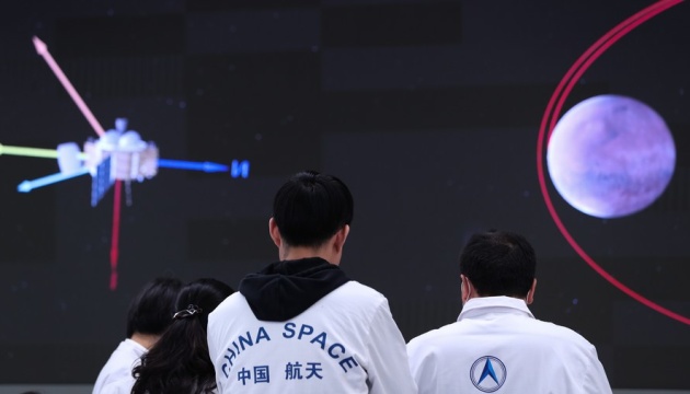 Китай відправить у космос зонд, аби взяти зразки з астероїда