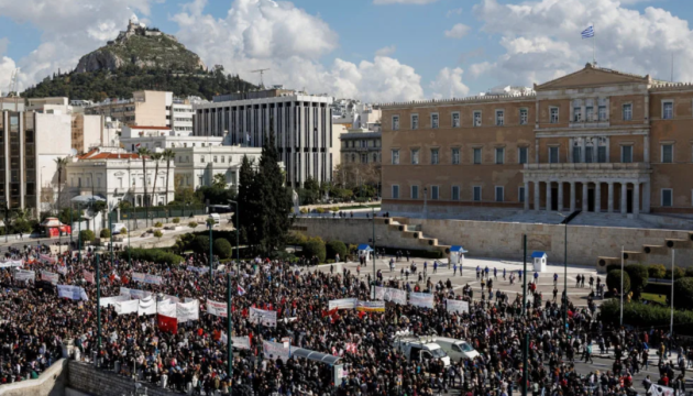 В Афінах після аварії на залізниці близько 10 тисяч людей вимагали посилення безпеки