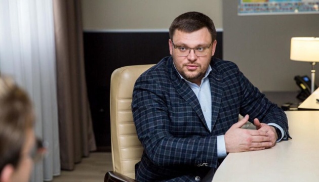 ウクライナ内閣、汚職捜査機関の新トップにクリヴォノス氏を任命