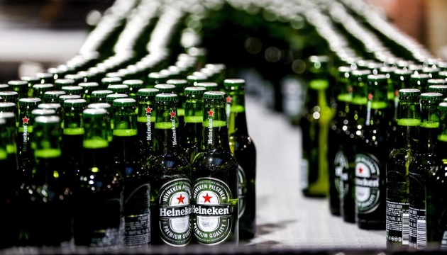 Heineken досі працює в росії