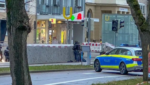 У німецькому Карлсруе захопили заручників, поліція проводить операцію - ЗМІ