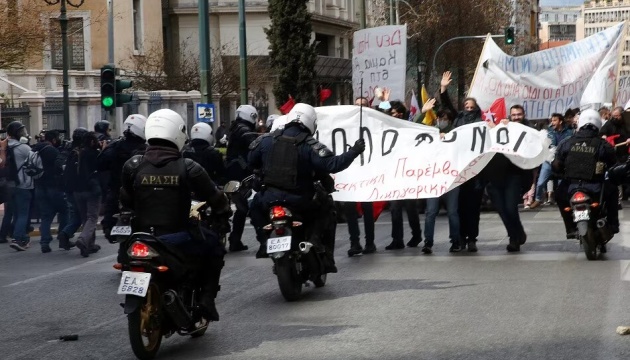 У Греції знову пройшли протести після трагедії на залізниці