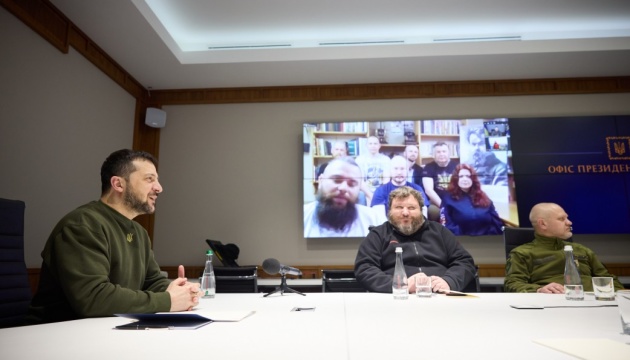 Zelensky holds online meeting with polar explorers from Vernadsky Research Base