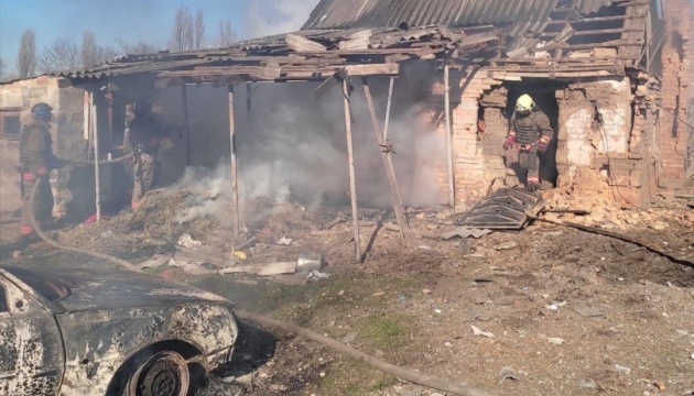 Enemy shells Nikopol district with heavy artillery, drones