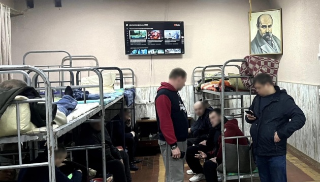 Після відео у соцмережах в Одеському центрі комплектування показали умови для мобілізованих