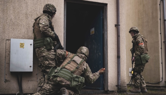 Canadian army training Ukrainian recruits to operate in urban setting