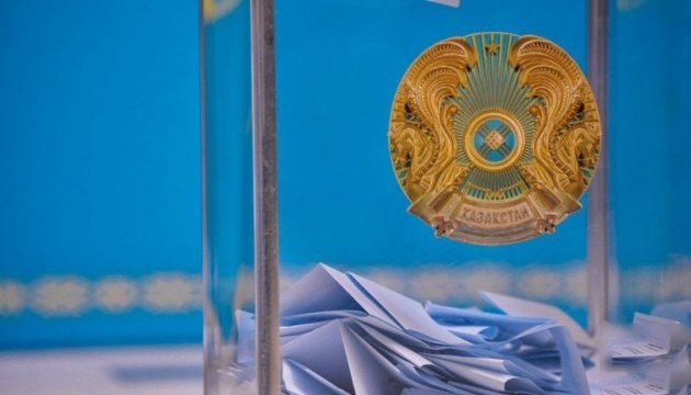 У парламент Казахстану проходять шість партій – екзитпол
