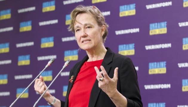 Anka Feldhusen wird ihre Amtszeit als deutsche Botschafterin in der Ukraine im Juli beenden