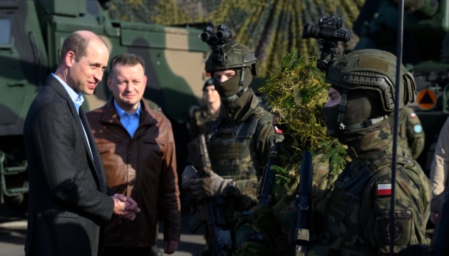 Принц Вільям відвідав військових біля українсько-польського кордону