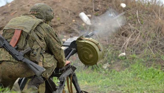 Enemy struck Ukrainian positions in Lyman and Kupyansk directions 448 times in past day