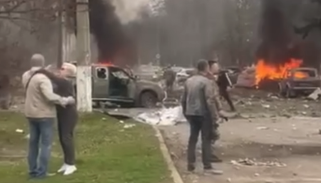 ロシア軍、ウクライナ東部スロヴヤンシクを砲撃　死傷者あり