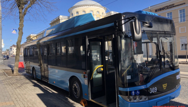 У Вінниці вийшли на маршрут ще дев'ять польських тролейбусів Solaris