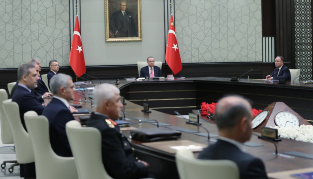 Türkiye promises to continue efforts to establish peace in Ukraine