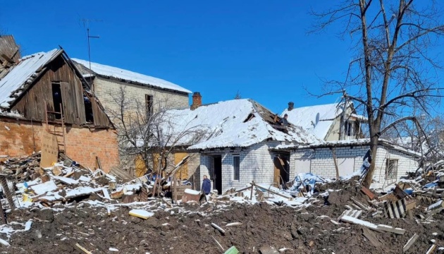 У Краматорську внаслідок нічного обстрілу пошкоджені приватні будинки