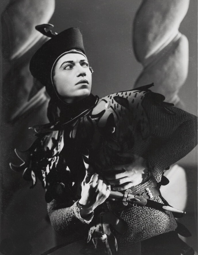 Серж Лифар у виставі “Лицар і Дама”, 1941 р.