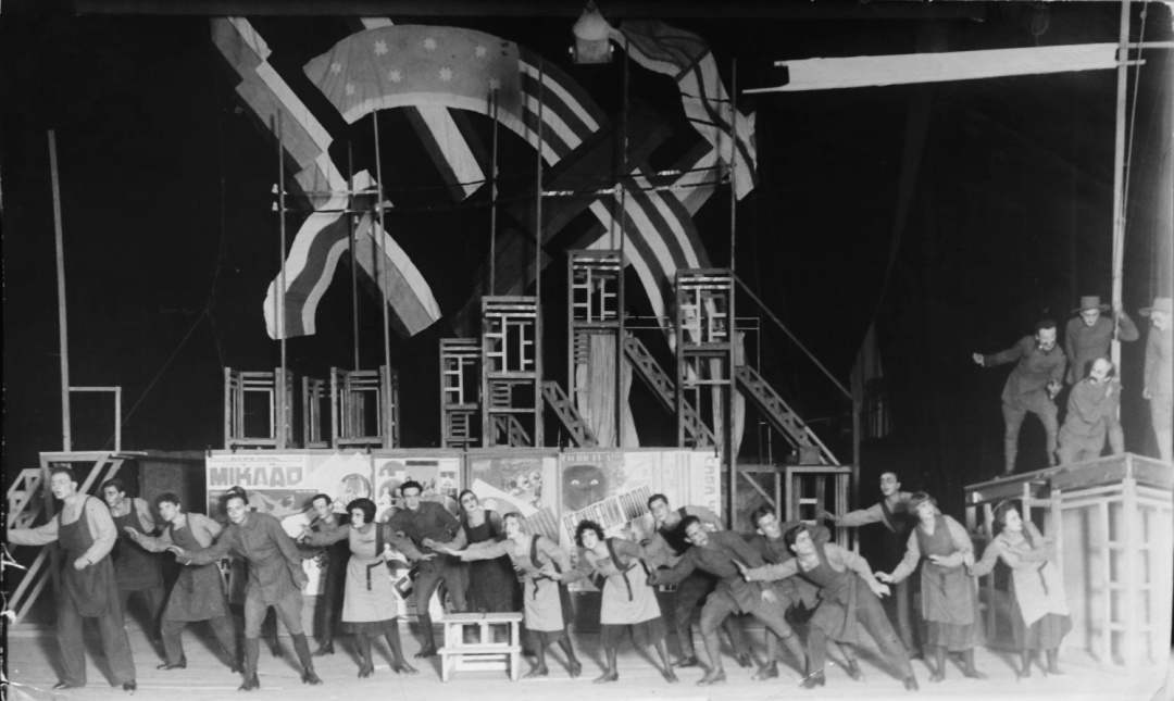 22-декорації до вистави «Джиммі Хіггінс» театр «Березіль», 1923 р.