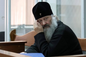 «Суд запаркував мерседес на два місяці»: реакція соцмереж на арешт митрополита Павла