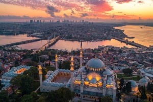 Землетрус біля берегів Стамбула викликав паніку в мегаполісі