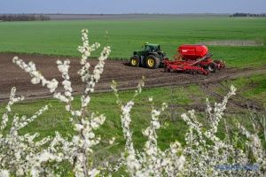 Ukraińscy rolnicy zasiali już 3,5 mln hektarów zbożami jarymi