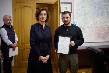 Zelensky meets with UNESCO Director General, receives certificate on Odesa