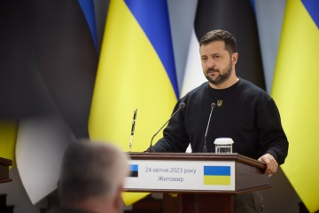 Zelensky: Ucrania ya ha liberado a 2.238 personas del cautiverio ruso, incluidos 140 civiles