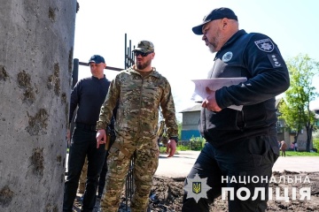 Guerre en Ukraine : Trois policiers blessés dans une frappe russe sur Drouzhkivka 