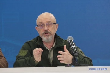 レズニコウ宇国防相、ウクライナへの戦闘機供与決定の遅れにコメント