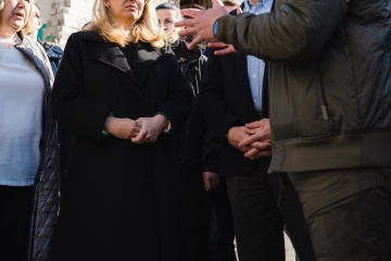 Präsidenten der Tschechischen Republik und der Slowakei besuchen Borodjanka und Butscha
