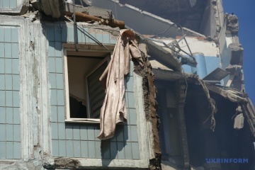 Aumenta a 19 el número de muertos en el ataque ruso con misiles contra un edificio residencial en Uman