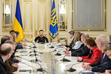 Do Kijowa przybyła amerykańska delegacja, która podpisze umowę inwestycyjną dla firm