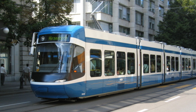 First Swiss tram Tram 2000 delivered to Vinnytsia