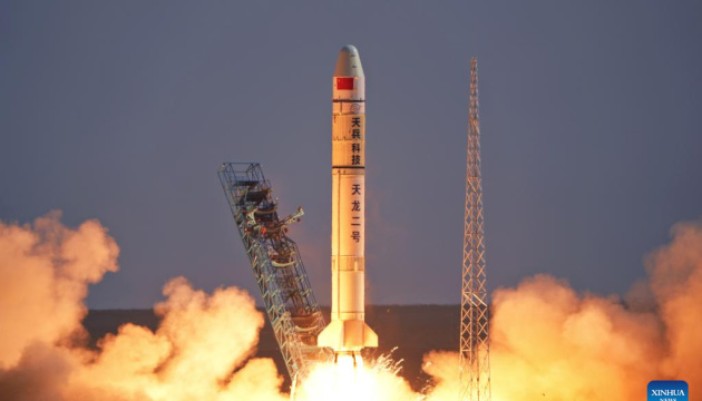 Китай вивів на орбіту супутник за допомогою нової ракети-носія