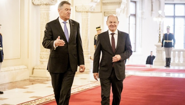 Reparación de equipo militar: Alemania y Rumania prometen ayudar a Ucrania