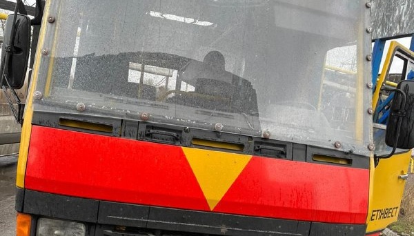 Pasajero muerto y conductor herido tras el ataque de los rusos contra un autobús en Avdiivka