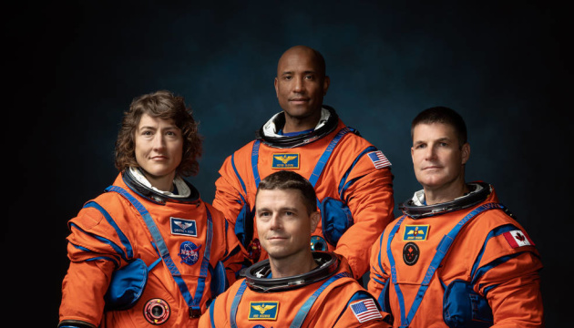США й Канада оголосили імена чотирьох астронавтів, які облетять Місяць