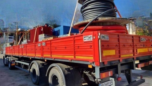 Вінницькі енергетики отримали 45 тонн обладнання для відновлювальних робіт