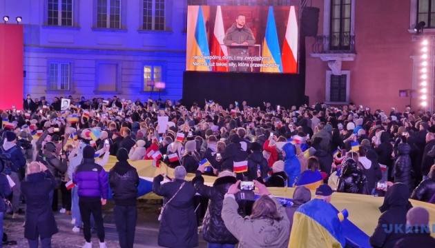 ゼレンシキー宇大統領、ポーランドで演説　「私たちの国旗の４色は、ロシアの３色より強力だ」