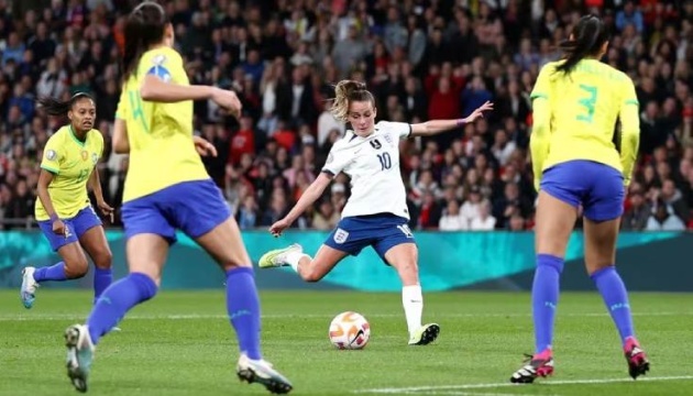 Футболістки збірної Англії виграли прем'єрну жіночу Фіналіссіму