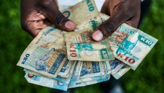 російський рубль тягнеться до замбійської квачі: дайджест пропаганди за 6 квітня