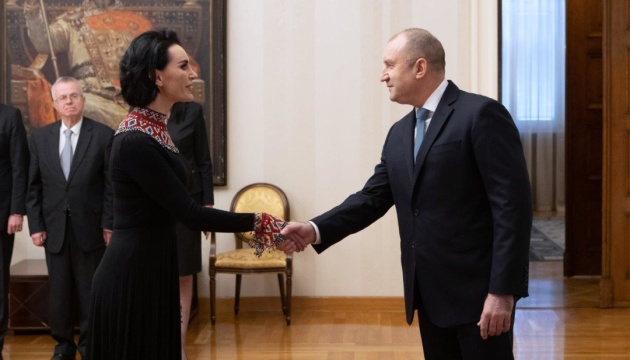 Новий посол України Олеся Ілащук вручила вірчі грамоти президенту Болгарії