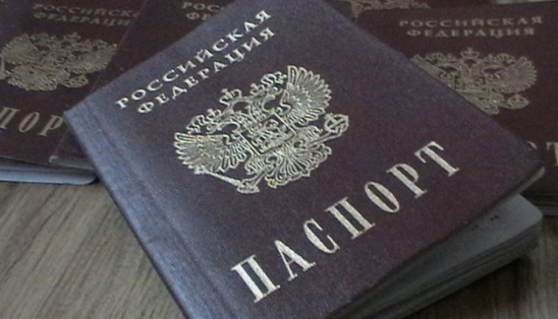 Russians intensify forced passportization in captured territories of Kherson region